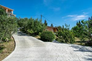 Takis & Eirini Family Apartments