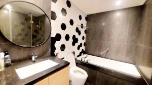 Sweet Home - Duplex R-A04 Citadines Marina Building - 2 bedrooms 2 bathrooms & Full furnished & Free Netflix & Bay View