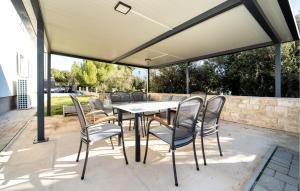 Stunning Apartment In Bibinje With Wifi