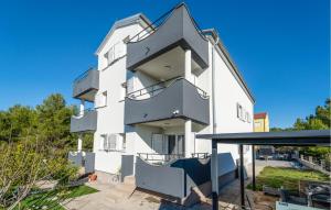 Gorgeous Apartment In Bibinje With Wifi