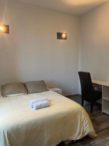 Appartements Appartement derriere la gare Laval : photos des chambres