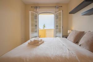 Espacioso apartamento en Mijas con parking privado