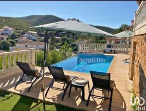 Villa soleil - Vue mer et montagne - Piscine privée, tennis, accès plage à pied