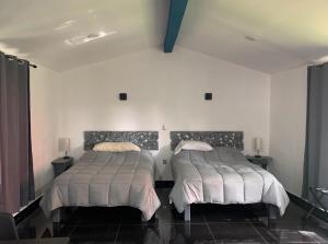 Bonita casa frente al lago