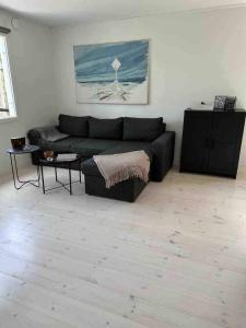 Solbackens guesthouse with sauna by the lake