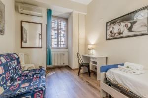 Elegant flat in front of Vatican museum