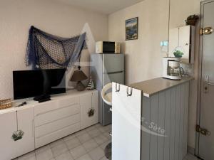 LA PLAGE AU BOUT DE LA RUE