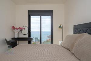 Gorgeous Villa Stunning View with pool
