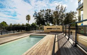 2 Bedroom Cozy Apartment In Moncafar