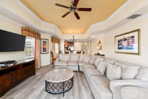 Villas South Paradise, 3 bed, 3 bath, Near Attractions, ReMembership, 1347