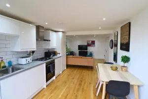London Gorgeous Two Bedroom Apartment - 米查姆