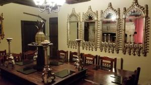 Huge 9 Bed Manor- Gardens, Play Area, Bomb Shelter