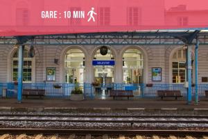 Appartements Suite Zen - Calme et Lumiere - 2 lits 160 cm - Parking prive residence : photos des chambres