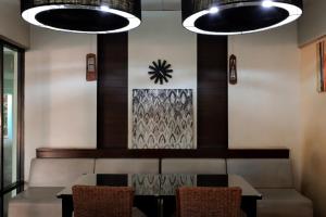 โรงแรมมูนแอนด์ซัน Moon and Sun Hotel