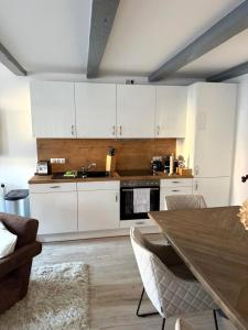 NORTH COAST Suites Hamburg-Duvenstedt nähe Golfclub 6 Gäste