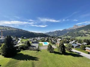 Appartements Studio Classe 1* avec Piscine et Tennis Privatifs, au Pied des Pistes - 3 Pers. - FR-1-595-18 : photos des chambres