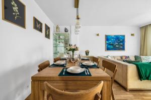 Warszawa Szczęśliwice Apartment - Home Office, Balcony and Parking - by Rentujemy