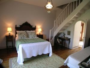 Quietly located historical Château in the Dordogne