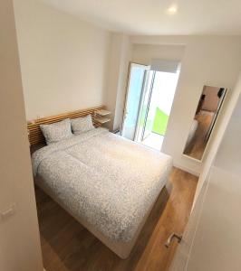 Modern Apartment with Terrace near the Center