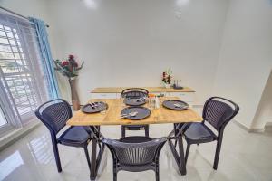 Southgate Villa Hotel near Bangalore International Airport