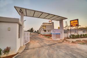Southgate Villa Hotel near Bangalore International Airport