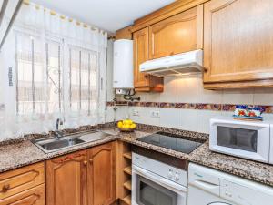 Apartment Acapulco I -1º linea by Interhome