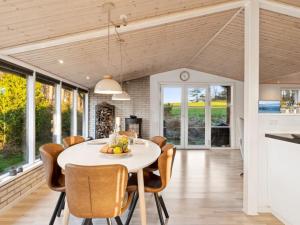Holiday Home Armelle - 550m from the sea by Interhome