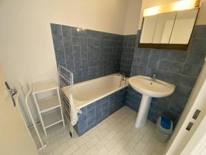 Deux-pièces sud, balcon sur plage, 4 pers - Canet-Plage - FR-1-750-24