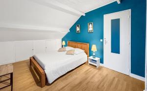 Maisons de vacances Maison Calme avec Cheminee, Ideal Familles : photos des chambres