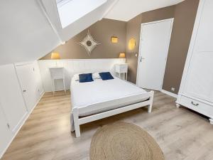 Maisons de vacances Maison Calme avec Cheminee, Ideal Familles : photos des chambres