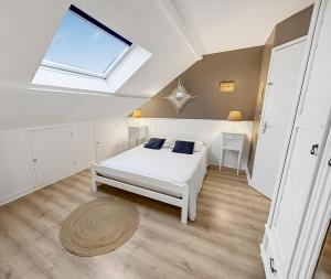 Maisons de vacances Maison Calme avec Cheminee, Ideal Familles : photos des chambres