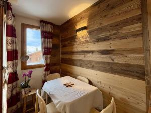 Appartement cosy 4 pers, 2 ch, proche pistes, balcon - FR-1-353-149