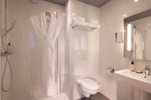 Hotels Best Western Plus Hotel Isidore : Chambre Lit Queen-Size Deluxe avec Canapé-Lit