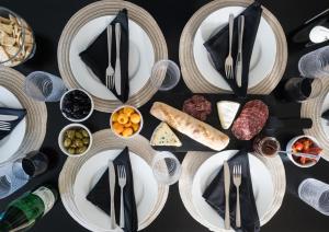 Crystal City Sleeps 7 Near Metro