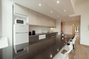 Modern Bonfim by Hosty