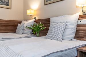 Twin Room room in Hotel Soray