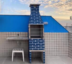 Cobertura perto da praia, churrasqueira e 1 vaga na garagem