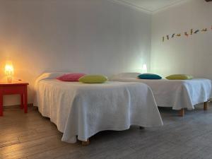 Maisons de vacances Gite St Loup : photos des chambres