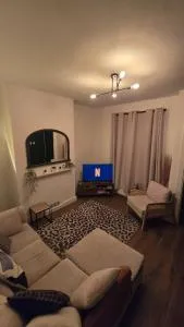 Cosy 3 Bedroom, 5 Bed House! - Headingley