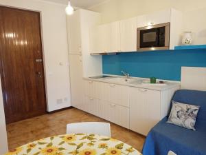 Rivazzurra Apartment - con piscina e WiFi