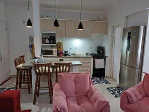 Apto 2 Quartos a 800 metros da Praia