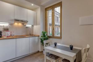 Frisi 3 City Center Suite - B Home