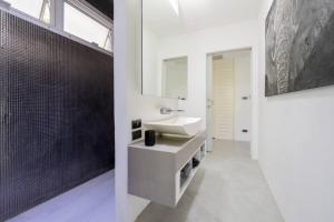 New Years Super Fancy 2br Villa near Cafe Del Mar