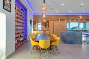 Turks & Caicos Islands Luxury Waterfront Villa - Five Cays Settlement