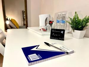 Sleeps 7 The Red Door House