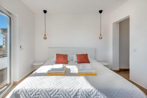 Apart OCEAN DRIVE - Oura - Jacuzzi - BY BEDZY