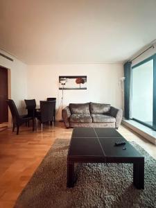 modern 2bed-2bath apartment