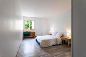Villas VILLA NIDAZUR VI4413 By Riviera Holiday Homes : photos des chambres