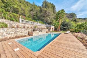Villas VILLA NIDAZUR VI4413 By Riviera Holiday Homes : photos des chambres