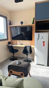 Studio Faria Lima 2104 com Ar Condicionado, WiFi, Academia